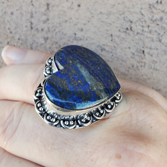 New Heart Shaped Lapis Lazuli 925 Silver Statement Ring. - Picture 6 of 16
